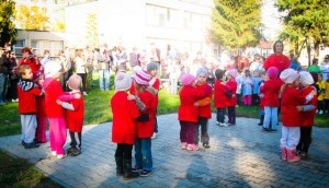 Spoločná opekačka škôlkárov a seniorov