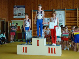 Gymnastický víkend v Prievidzi sa vydaril, medaily a poháre ostali doma