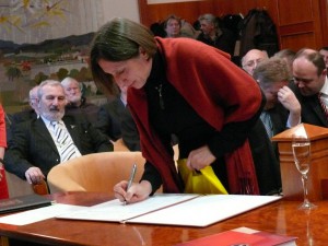 Mesto Prievidza vydalo svoju monografiu