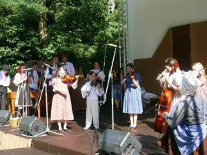 Folklórne slávnosti