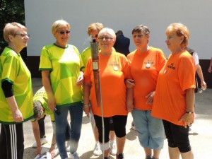 Olympiáda seniorov denných centier: Slnko, šport, guláš, dobrá nálada