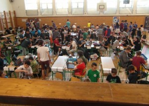 Študenti z Prievidze na súťaži robotiky