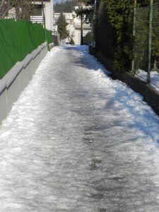 Zimná údržba chodníkov