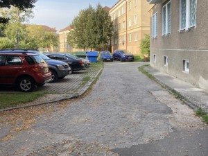 Oprava MK vo vnútrobloku Svätopluková ulica BD č. 89 (pri lekárni) 