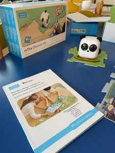 Mesto zakúpilo do materských škôl roboty, učiteľky sa školili
