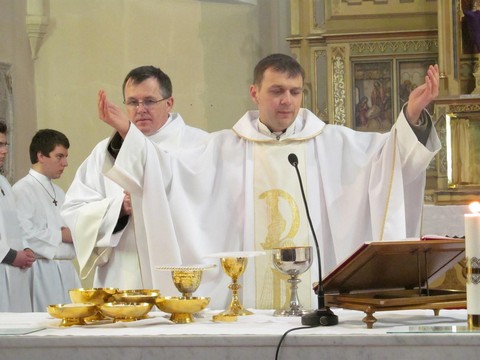 Liturgické slávenia v Prievidzi počas Veľkej noci