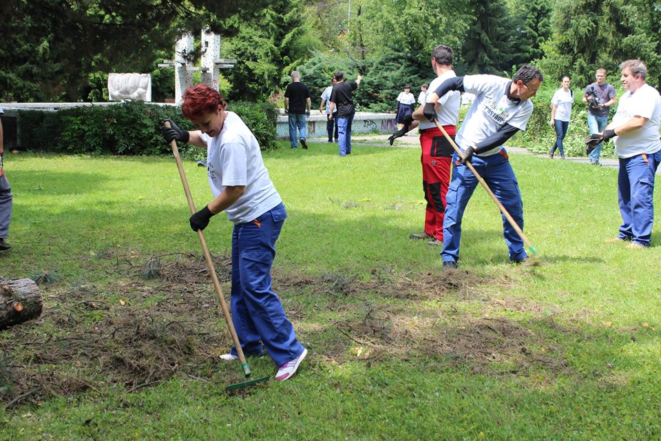 Obnova parku pred Úradom práce sociálnych vecí a rodiny v Prievidzi I.…