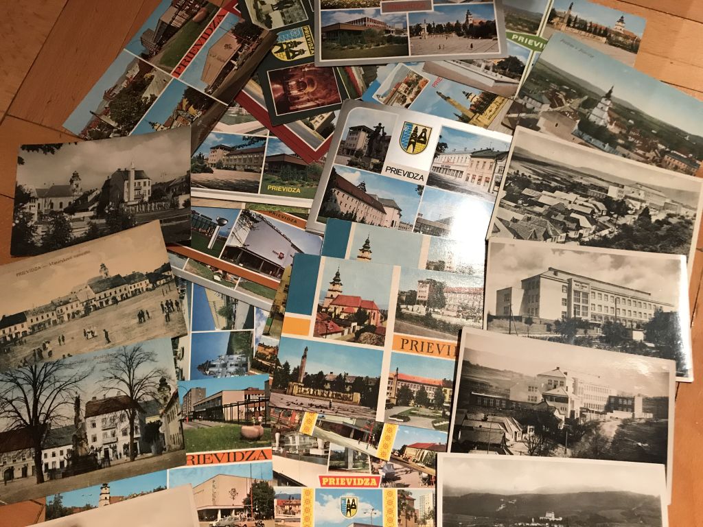 Staré pohľadnice za nové